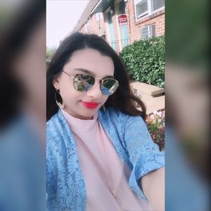 Meet your Posher, Shanza